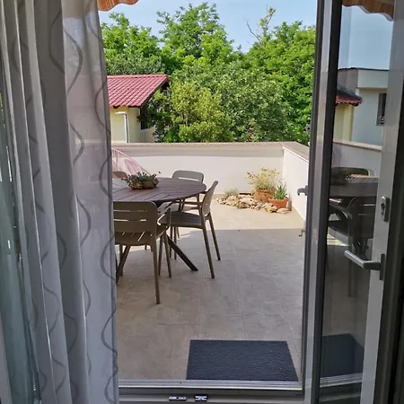 Apartment Time Near Queen Beach *